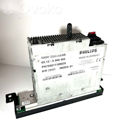 Radio / CD/DVD atskaņotājs / navigācija