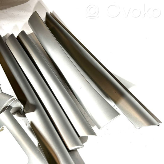 Комплект декоративной отделки двери