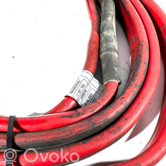 Положительный провод (аккумулятор)