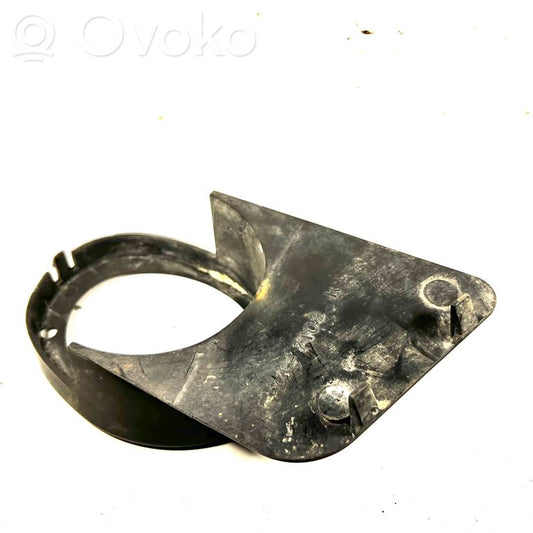 Pretmiglas luktura dekoratīvais režģis