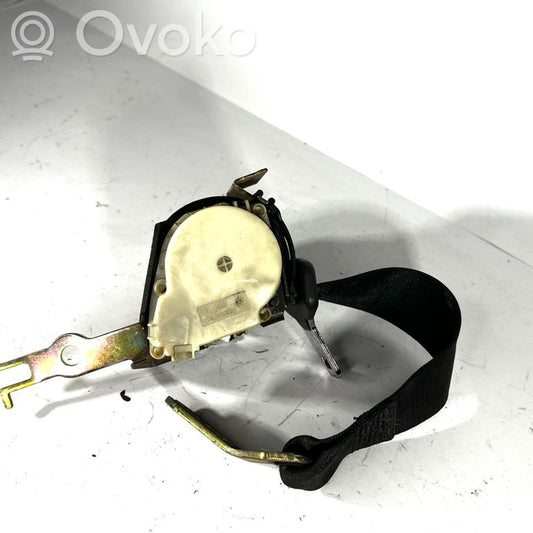 Задний ремень безопасности