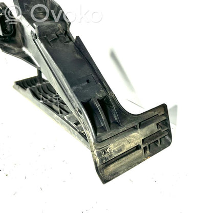 Electric accelerator pedal