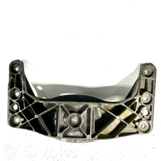 Pārnesumkārbas stiprinājuma kronšteins