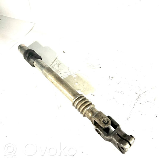 Stūresrata ass krustsavienojums