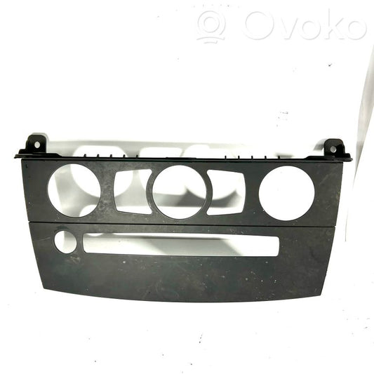 Klimata kontrole / mazā radiatora vadības dekoratīvā apdare