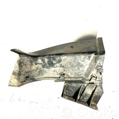 Brake cooling air duct