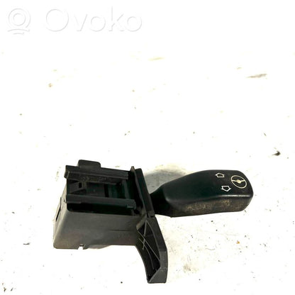 Stūres stāvokļa regulēšanas rokturītis