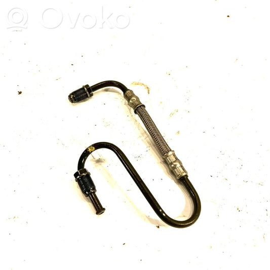 Caurulīte (-es) / trubiņa (-as)