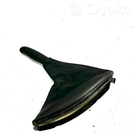 Rokas bremzes dekoratīvā apdare