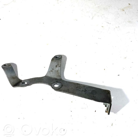 Power steering pump mount