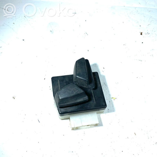 Sēdekļu regulēšanas slēdzis (-i)