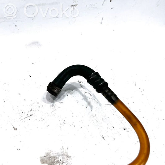 Degvielas maģistrālā caurule