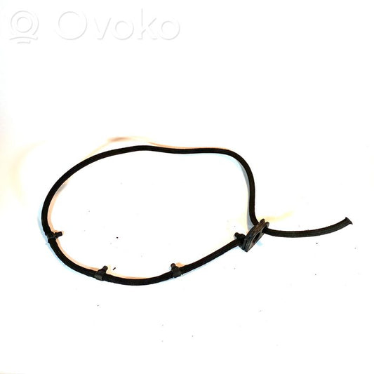 Degvielas atplūdes caurule