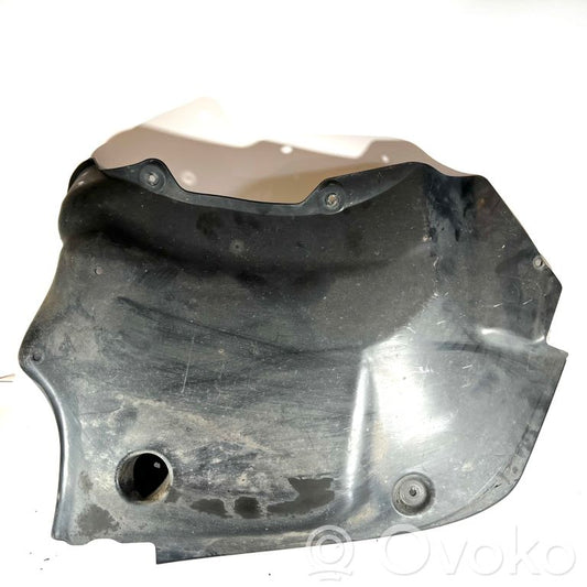 Aizmugurējā bufera apakšas aizsargs