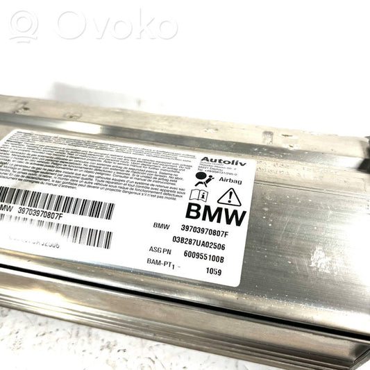 Подушка безопасности пассажира