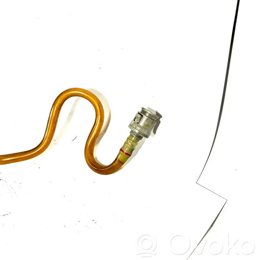 Degvielas maģistrālā caurule