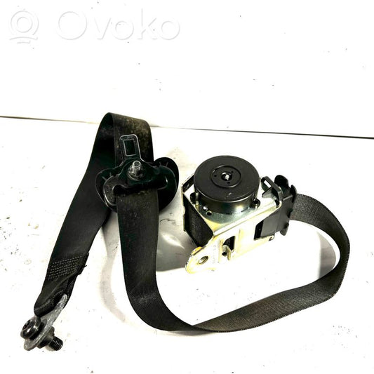 Передний ремень безопасности