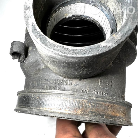 Air intake duct details