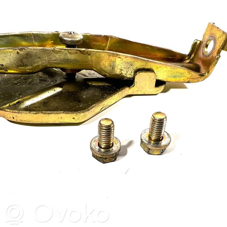 Akumulatora stiprinājums