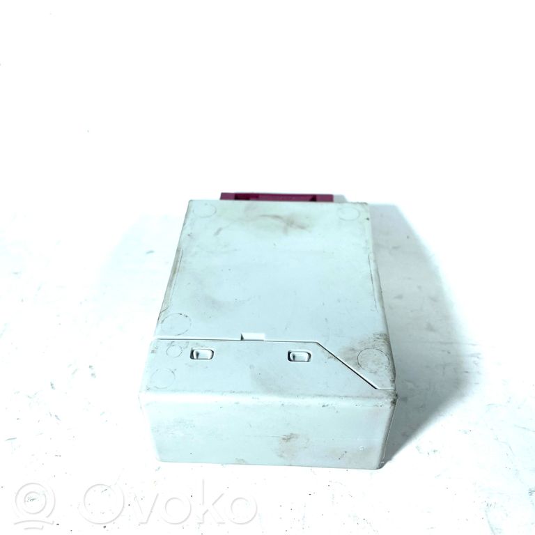 Headlight relay