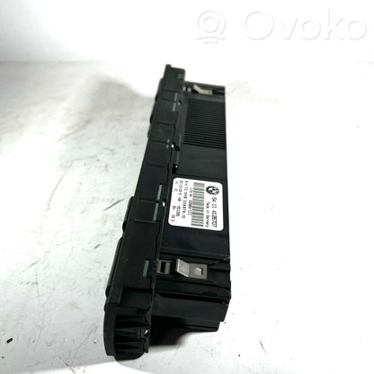 Gaisa kondicioniera / klimata kontroles / salona apsildes vadības bloks (salonā)