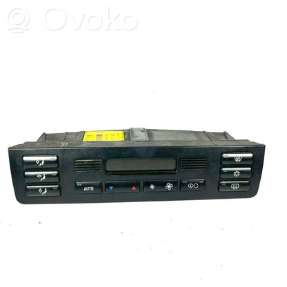 Air conditioning / climate control / interior heating control unit (in the passenger compartment)