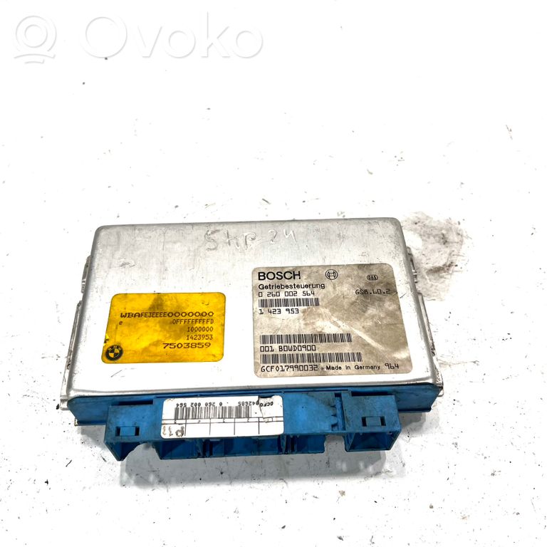 Pārnesumkārbas vadības bloks