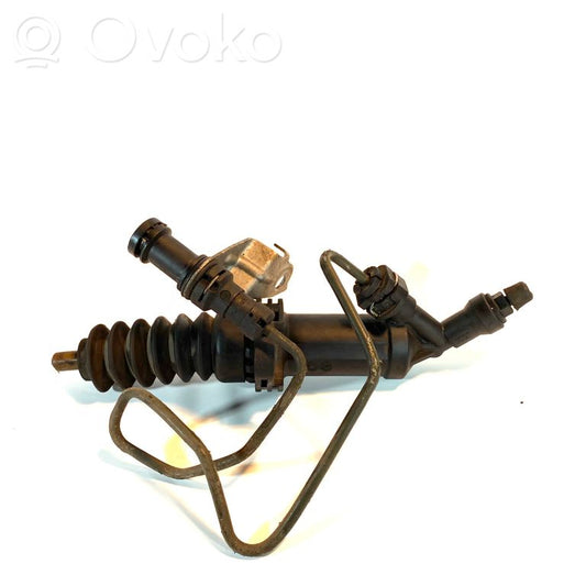 Рабочий цилиндр сцепления