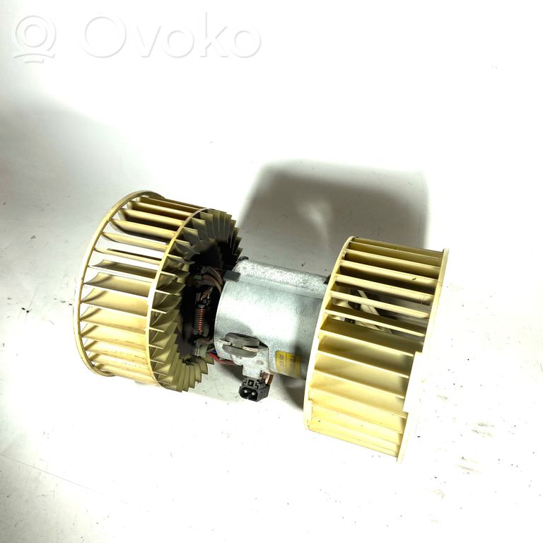 Mazā radiatora ventilators