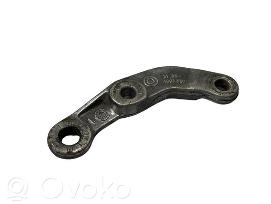 Stabilizatora stiprinājums (priekšā)