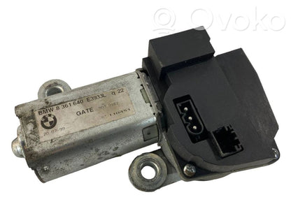 Aizmugurējā loga tīrītāja motoriņš