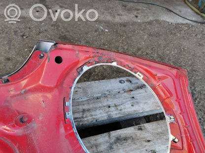 Dzinēja pārsegs (vāks)