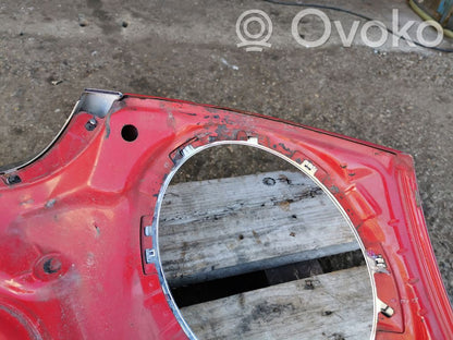 Engine cover (cover)