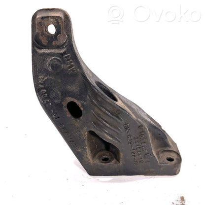 Dzinēja nostiprināšanas stiprinājums-kronšteins