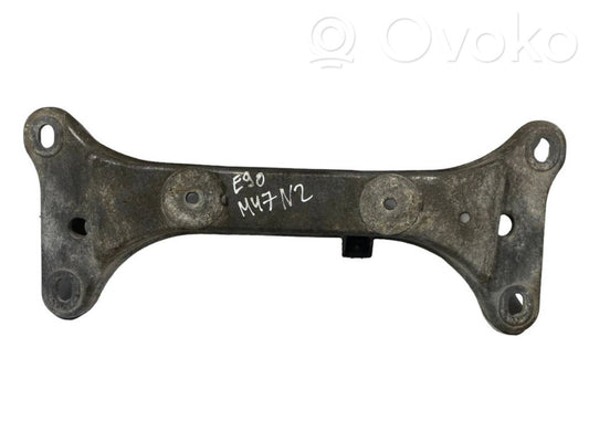 Pārnesumkārbas stiprinājuma kronšteins