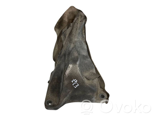 Engine mounting bracket
