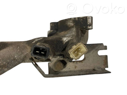 Cita veida dzinēja nodalījuma detaļa