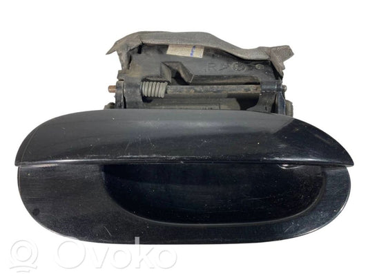 Внешняя ручка открывания