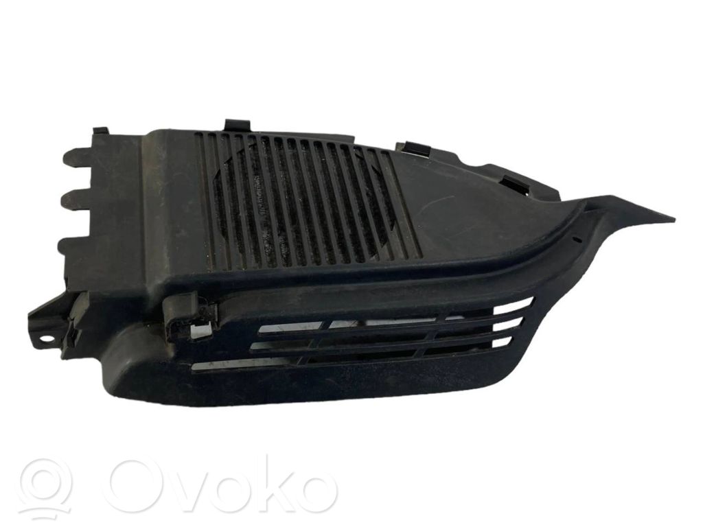 Plaukts skaļruņa dekoratīvā apdare