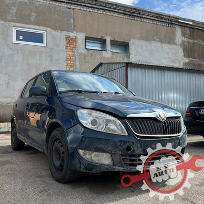 Skoda Fabia 2012 запасные части