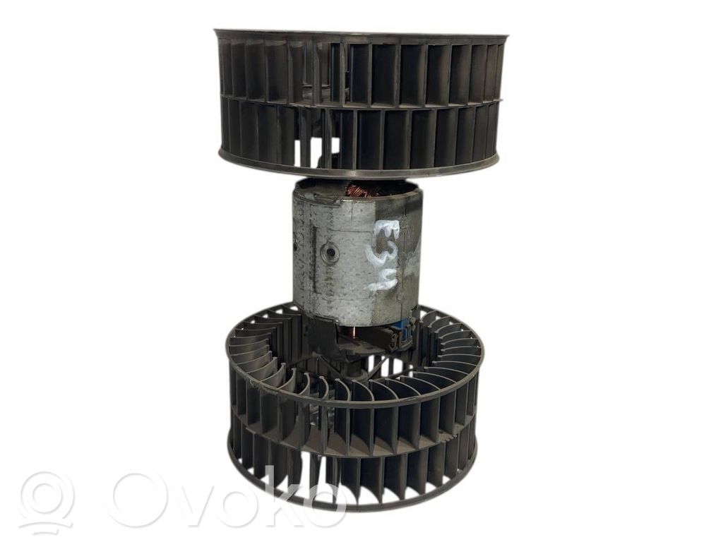Mazā radiatora ventilators