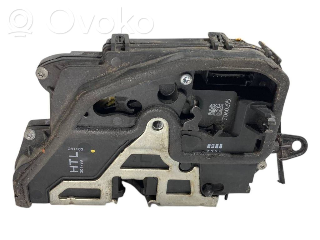 Aizmugurē slēdzene