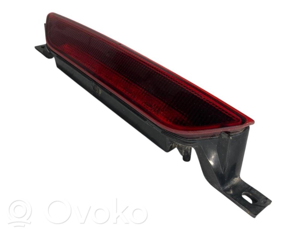 Papildu bremžu signāla lukturis