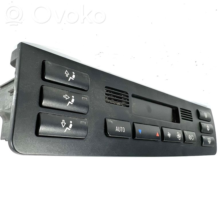 Air conditioning / climate control / interior heating control unit (in the passenger compartment)