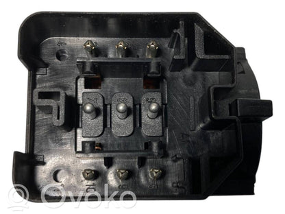 Ignition switch contacts