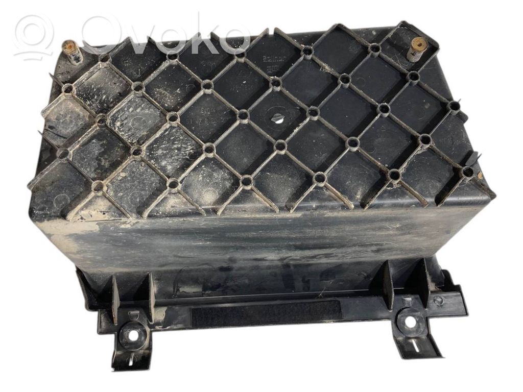 Mantu nodalījums stumbrs