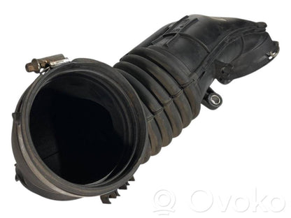 Šļūtene (-es) / caurule (-es)