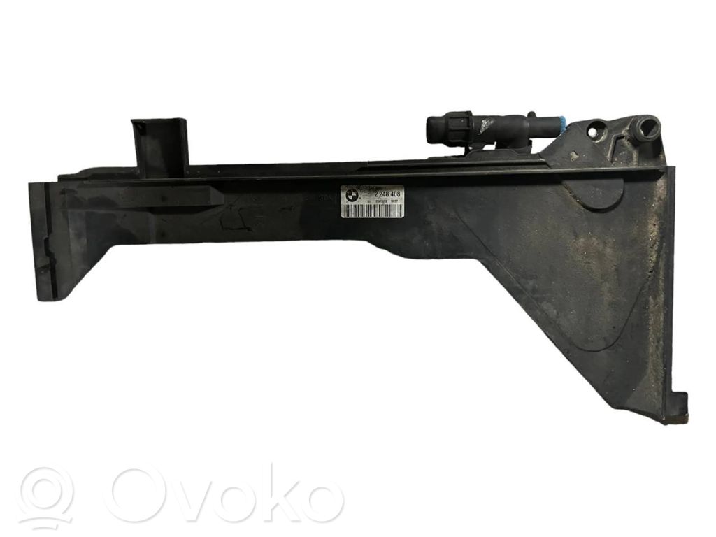 Держатель/кронштейн радиатора(ов)