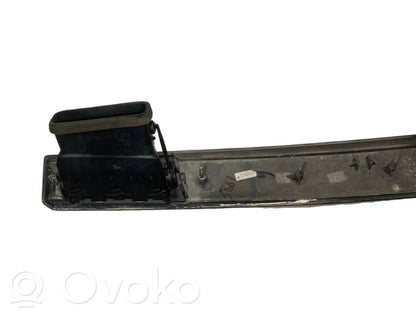 Декоративный щиток панели (центральный)