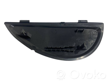 Paneļa dekoratīvās apdares vairogs (sānu)